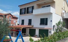 Amadrian Apartments