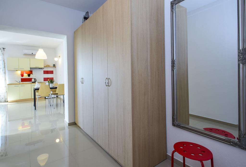 Amadrian Apartments Szybenik Zewnętrze zdjęcie
