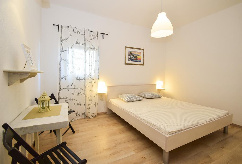 Amadrian Apartments Szybenik Zewnętrze zdjęcie