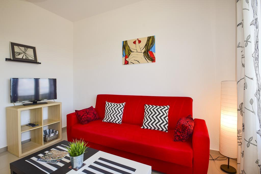 Amadrian Apartments Szybenik Zewnętrze zdjęcie