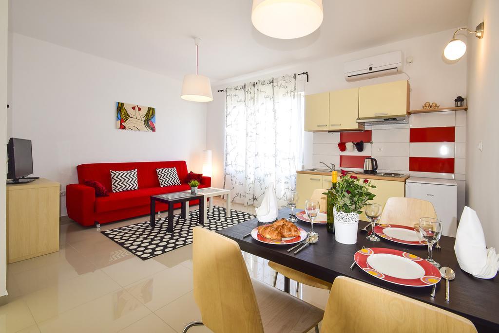 Amadrian Apartments Szybenik Zewnętrze zdjęcie