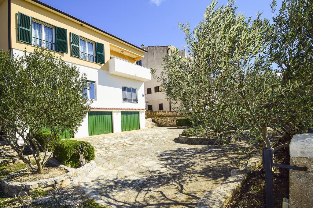 Amadrian Apartments Szybenik Zewnętrze zdjęcie