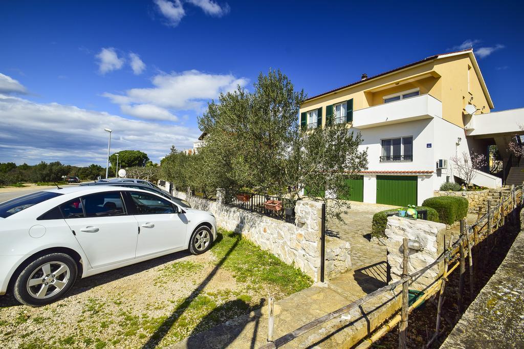 Amadrian Apartments Szybenik Zewnętrze zdjęcie