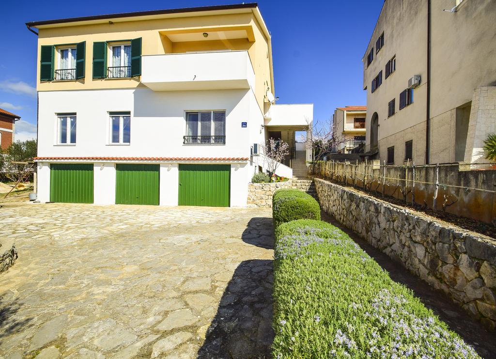 Amadrian Apartments Szybenik Zewnętrze zdjęcie