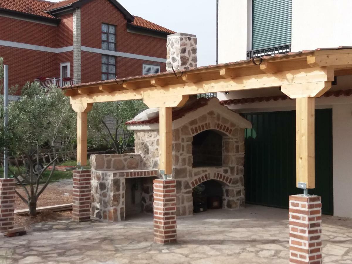 Amadrian Apartments Szybenik Zewnętrze zdjęcie