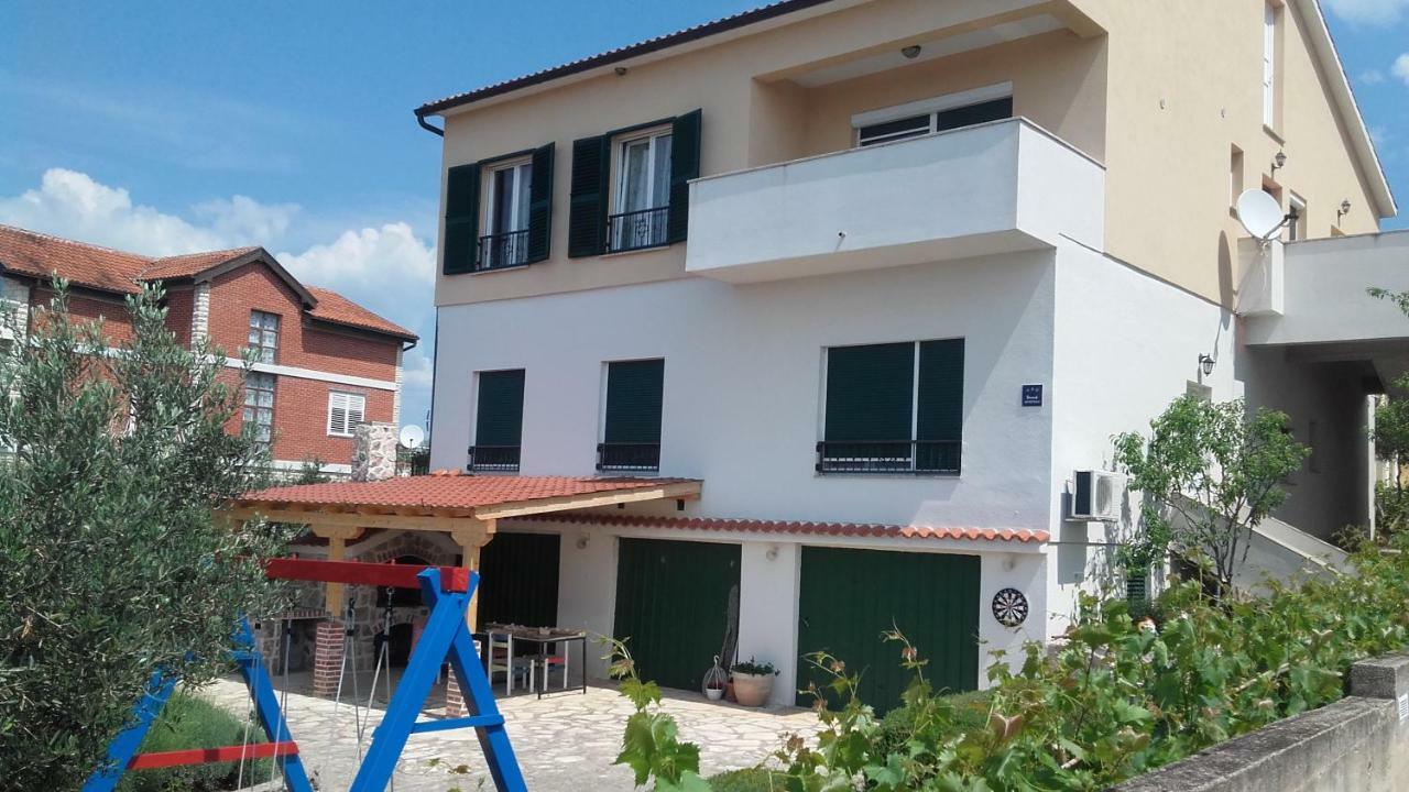Amadrian Apartments Szybenik Zewnętrze zdjęcie